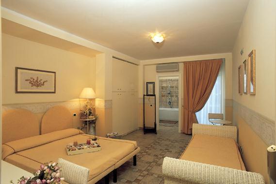 Hotel Marconi San Benedetto del Tronto Exterior photo