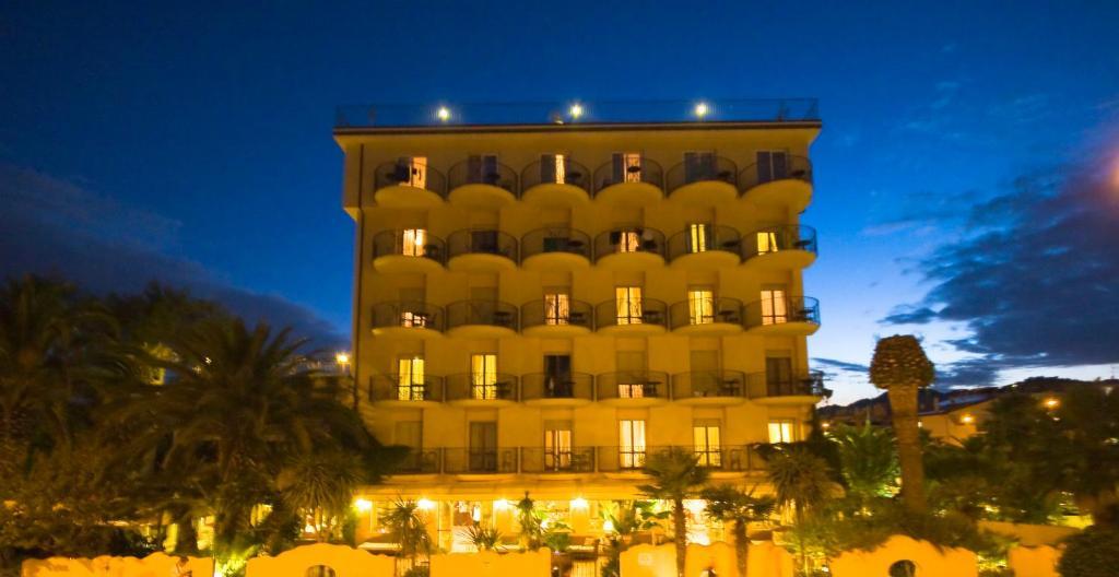 Hotel Marconi San Benedetto del Tronto Exterior photo