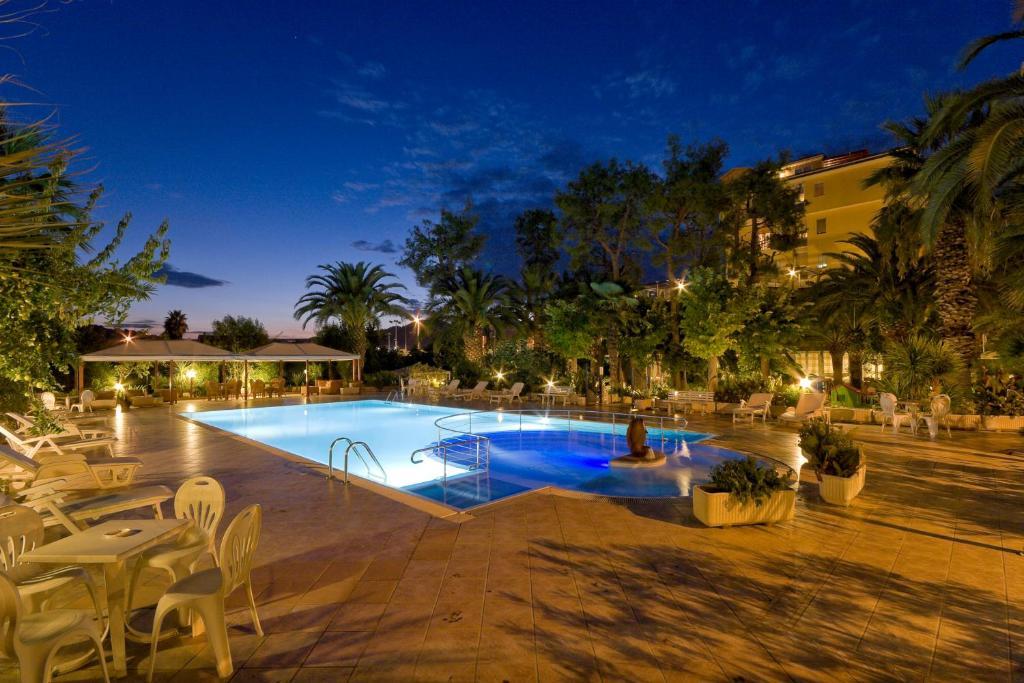 Hotel Marconi San Benedetto del Tronto Exterior photo